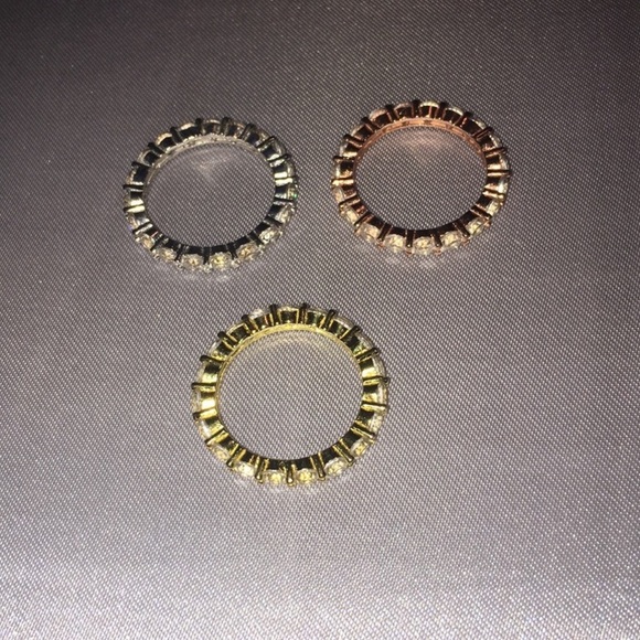 Bebe Set of 3 stackable rings J-Lo - Picture 3 of 3